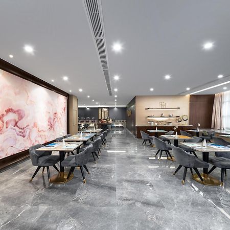 Dorsett Chengdu Hotel Exterior photo