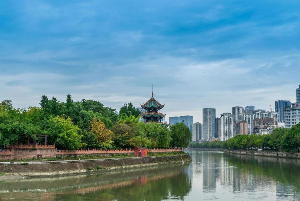 Dorsett Chengdu Hotel Exterior photo