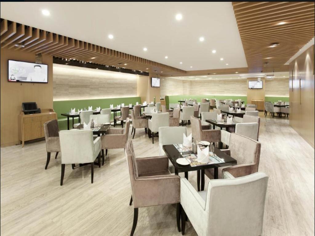 Dorsett Chengdu Hotel Exterior photo