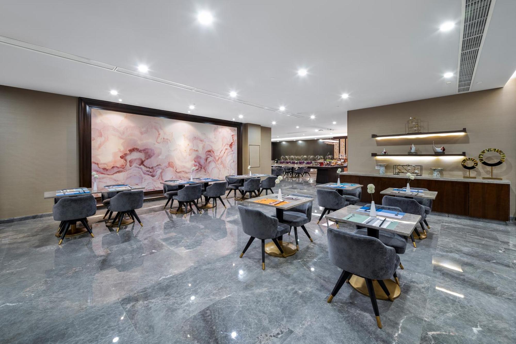 Dorsett Chengdu Hotel Exterior photo